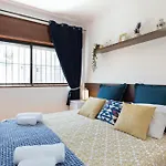 Host Wise - Comfy Bright Flats With Netflix דירה פורטו