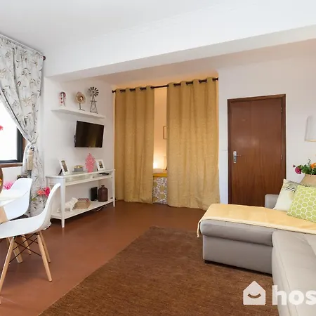 Апартаменты Host Wise - Comfy Bright Flats With Netflix *